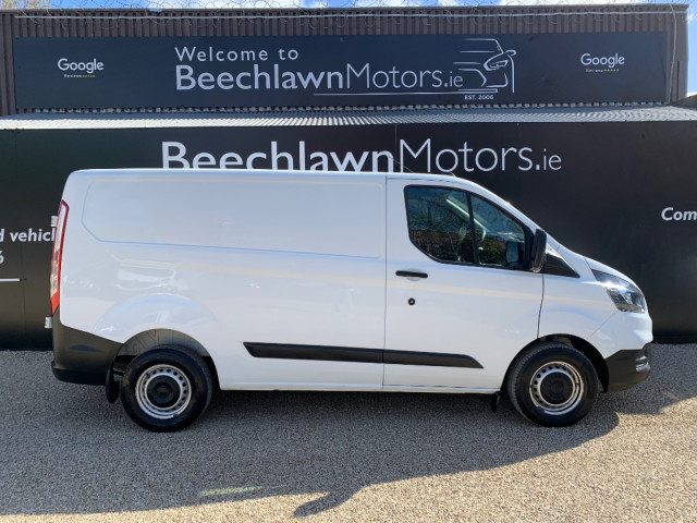 Image for 2021 Ford Transit Custom 2.0 TDCI 105 PS SWB // PRICE EXCL. VAT // ONE OWNER // 10/26 CVRT // DOCUMENTED SERVICE HISTORY // BLUETOOTH, AIR CON AND USB PORT // VERY LOW MILEAGE // 