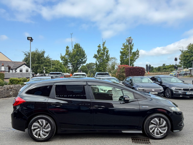 Image for 2016 Honda Jade Auto 6 Seater 1.5 Hybrid