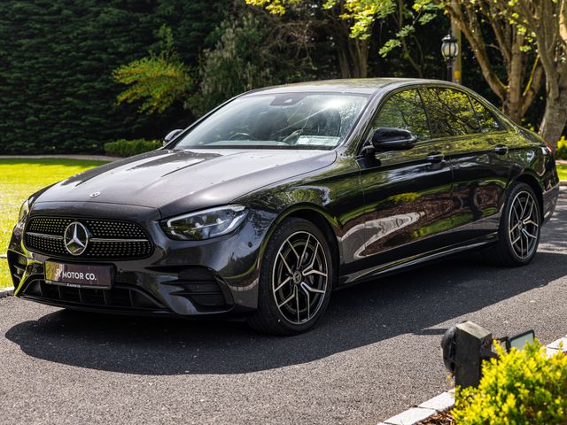 Image for 2023 Mercedes-Benz E Class E 300e -- AMG PACK -- Night Pack -- Upgraded Alloys -- FSH