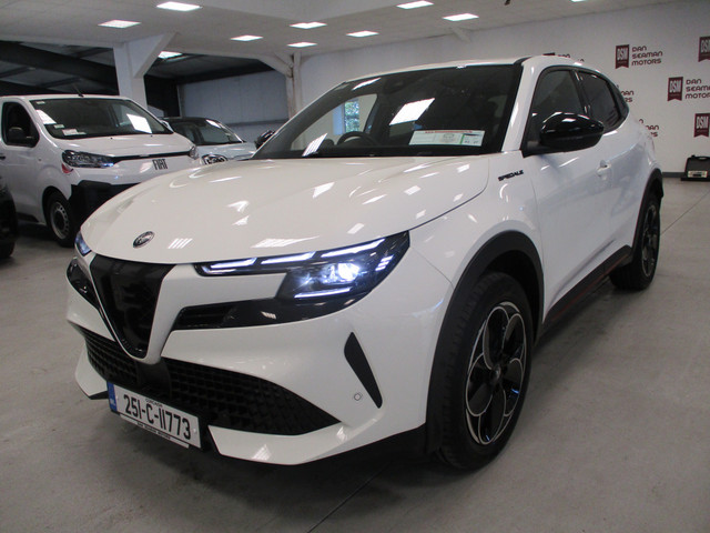 Image for 2025 Alfa Romeo Junior Speciale 54kW 156hp-CAMERA-CARPLAY-POWERTAILGATE-UPGRADED ALLOYS