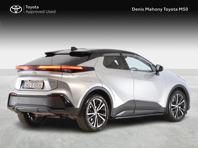 Image for 2024 Toyota C-HR Plug-In Hybrid Sol