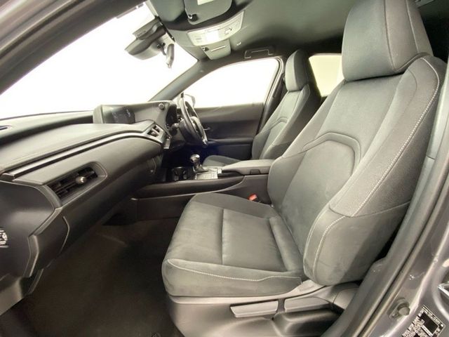 Image for 2021 Lexus UX 250H Dynamic