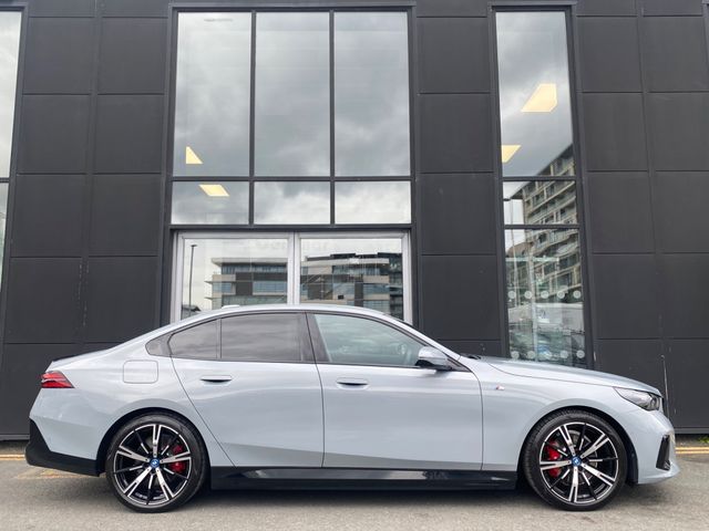 Image for 2025 BMW 5 Series 530e M-Sport Pro Auto (PHEV)