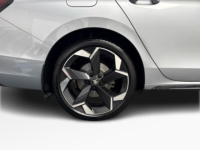 Image for 2025 Skoda Superb 2.0TDI DSG SPORTLINE *FREE HAMPER* €120 P/W ON PCP