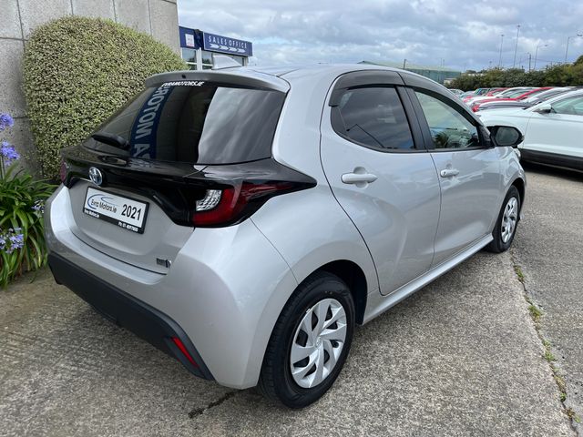 Image for 2021 Toyota Yaris AUTOMATIC HYBRID 1.5 PETROL //REVERSE CAMERA//ADAPTIVE CRUISE CONTROL//