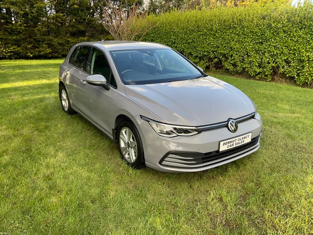 Image for 2022 Volkswagen Golf Life 1.5 TSI Petrol