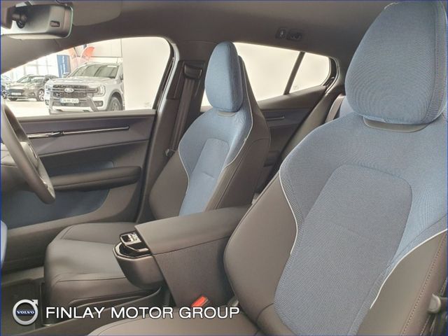 Image for 2025 Volvo EX30 Plus, Extended range, single motor