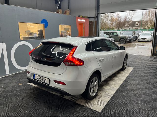 Image for 2014 Volvo V40 €11950! 2014 VOLVO V40 AUTOMATIC SUNROOF 1.6L PETROL / 88K KMS / ADAPTIVE CRUISE CONTROL, HEATED SEATS, REVERSE CAMERA & MORE