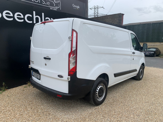 Image for 2022 Ford Transit Custom 2.0 TDCI 105 PS SWB // PRICE EXCL. VAT // ONE OWNER // 03/27 CVRT // CRUISE, AIR CON, BLUETOOTH AND ELECTRIC WINDOWS // 