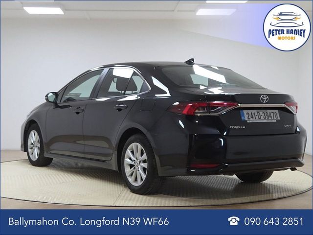 Image for 2024 Toyota Corolla 1.8 Hybrid Luna Saloon