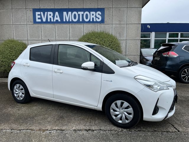 Image for 2020 Toyota Vitz YARIS AUTOMATIC 1.5 PETROL HYBRID //REVERSE CAMERA// 