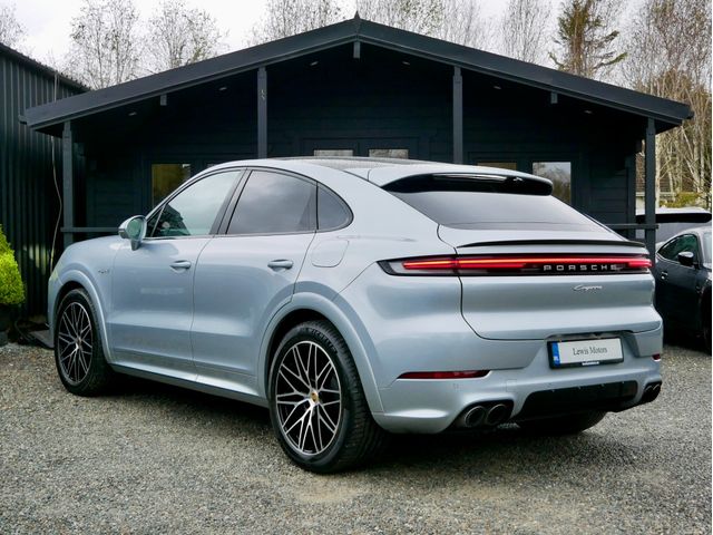 Image for 2024 Porsche Cayenne E-Hybrid Coupe, HUGE SPEC/ IRISH CAR, BOSE, GLASS ROOF, AIR SUSPENSION, ADAPTIVE CRUISE CONTROL, ELECTRIC TOW BAR