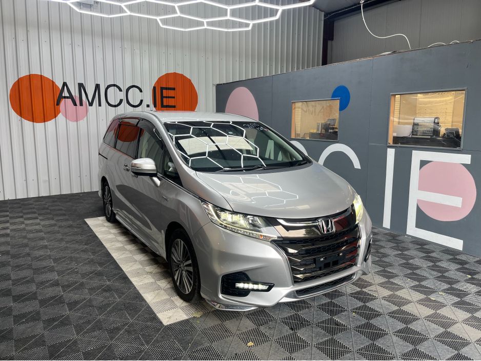 Image for 2019 Honda Odyssey 2019 HONDA ODYSSEY 7 SEATER AUTOMATIC ABSOLUTE 2.0 SELF-CHARGING HYBRID / 71K KMS / CRUISE CONTROL, REVERSE CAMERA & MORE