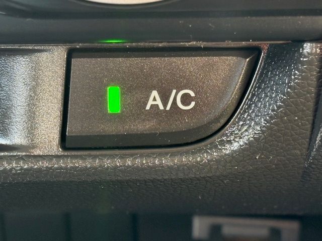 Image for 2017 Honda Jazz 1.3I V-tec SE S/S CVT 5DR AUTOMATIC 