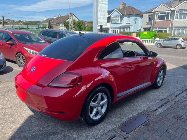 Image for 2018 Volkswagen Beetle 