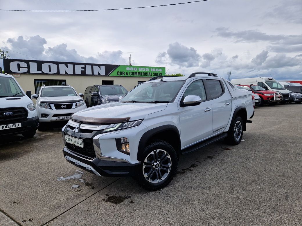 Image for 2019 Mitsubishi L200 DI-D BARBARIAN DCB