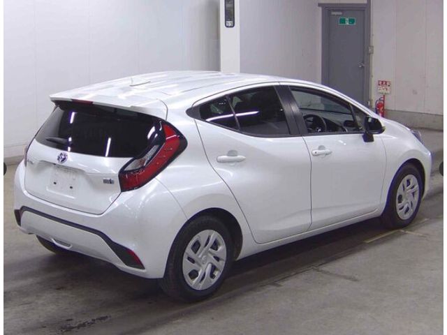 Image for 2021 Toyota Aqua 1.5