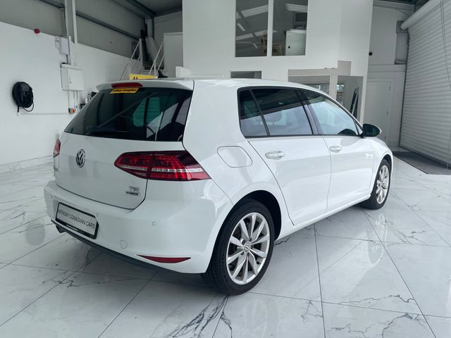 Image for 2017 Volkswagen Golf 1.2TSI 5DR 110HP Trendline
