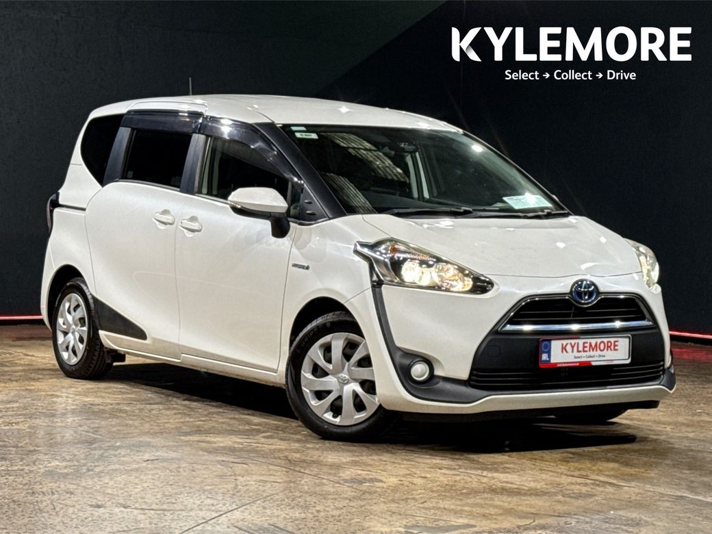 Image for 2017 Toyota Sienta 1.5 HYBRID 7 SEATER - TOYOTA SAFETY SENSE - REAR CAMERA