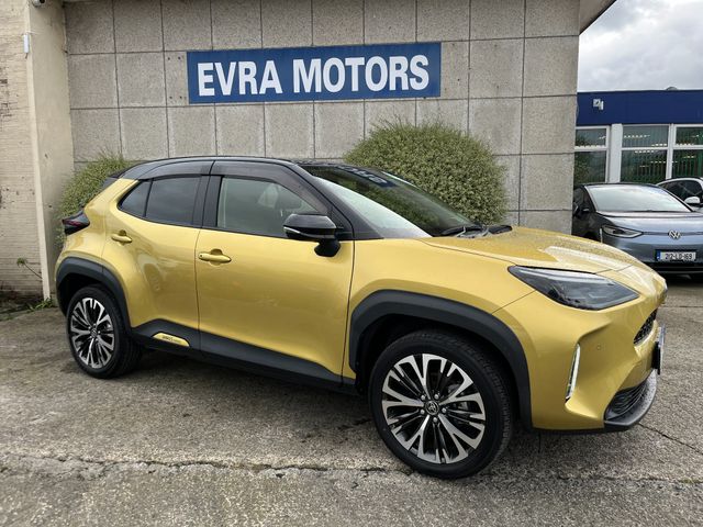 Image for 2021 Toyota Yaris Cross Z HYBRID AUTOMATIC 1.5 PETROL //LOW MILES//HIGH SPEC//HALF LEATHER//HEATED STEERING WHEEL//KEYLESS ENTRY//