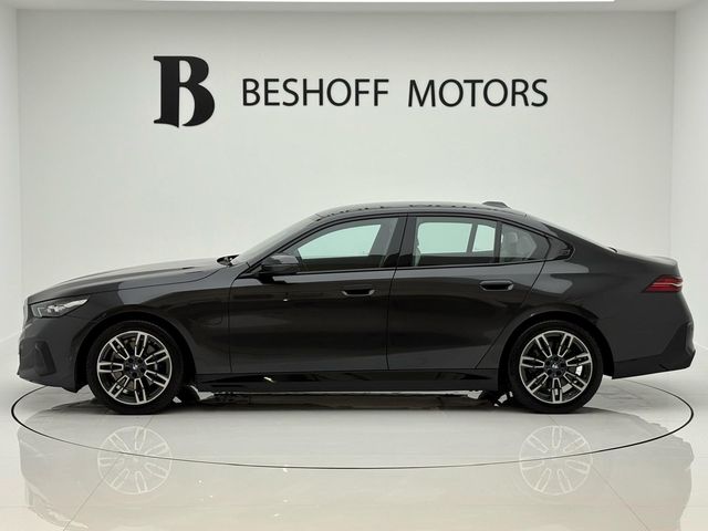Image for 2026 BMW 5 Series 530e M-SPORT=IVORY INTERIOR//ONLY 3000 KMS//D REG=IRISH CAR WITH BMW WARRANTY UNTIL 2029=TAILORED FINANCE PACKAGES INCL PCP AVAILABLE=TRADE IN'S WELCOME