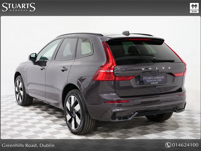 Image for 2025 Volvo XC60 T6 XC60 PLUS DARK: 20” UPGRADE DIAMOND CUT ALLOYS, PLATINUM GREY METALLIC WITH CHARCOAL LEATHER, PANORAMIC ROOF, KEYLESS ENTRY, HEATED SEATS