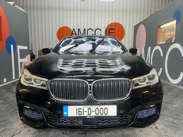 Image for 2016 BMW 7 Series 2016 BMW 740 E IPERFORMANCE SPORT 2.0 AUTOMATIC / CRUISE CONTROL / PARKING CAMERA / ELECTRIC MEMORY HEATED & MASSAGING SEATS / AMBIENT LIGHTS / PANORAMIC SUNROOF AND MORE