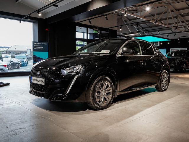 Image for 2023 Peugeot 208 Eallure Pack 136HP 50 KWH 4DR