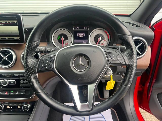 Image for 2014 Mercedes-Benz A Class A180 AMG-STYLE 1.6 AUTO // HIGH SPEC INTERIOR // DUAL ZONE CLIMATE CONTROL // ADAPTIVE CRUISE CONTROL