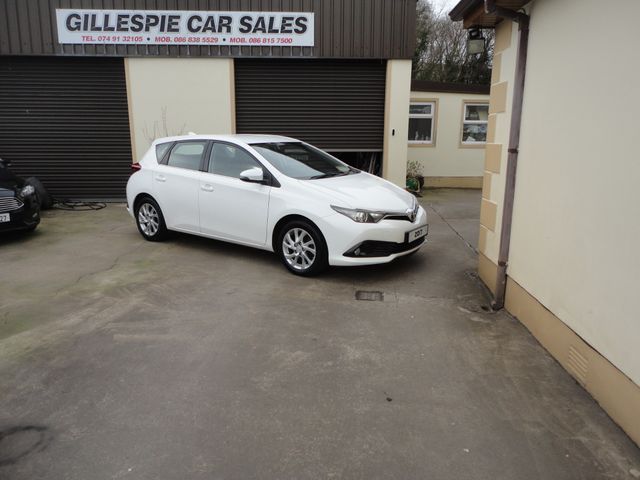 Image for 2017 Toyota Auris VVT-I ICON