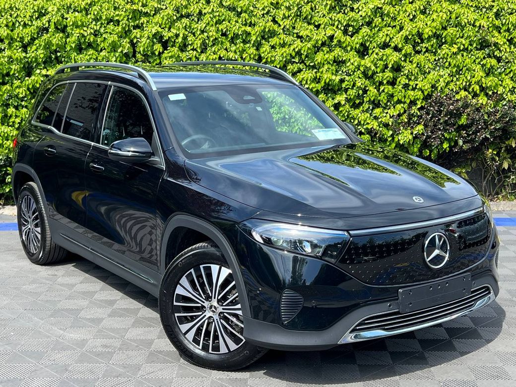 Image for 2025 Mercedes-Benz EQB 250+ SPORT EXECUTIVE 7-SEATER // VERY LOW MILEAGE // VIRTUAL COCKPIT // 360 PARKING CAMERAS
