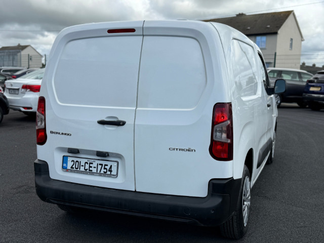 Image for 2020 Citroen Berlingo 650 En-prise Blue HDI