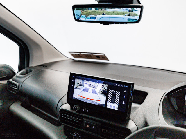 Image for 2026 Peugeot Partner **€3, 000 off** Pro Premium 1.5 Diesel 100HP 650Kg - €28, 665 inc vat