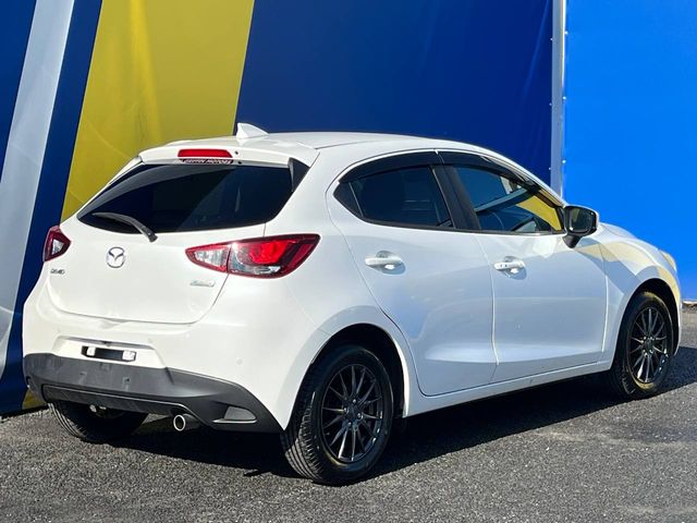 Image for 2018 Mazda Demio SKYACTIV 1.3 AUTO // HEATED SEATS // AIR CONDITIONING // HEADS-UP DISPLAY