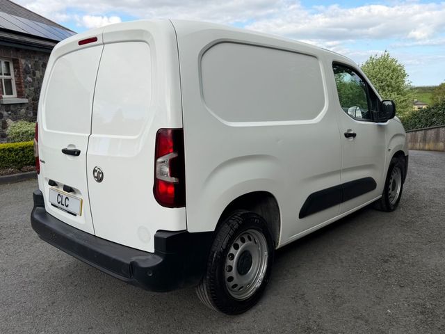 Image for 2021 Vauxhall Combo L1H1 2300 DYNAMIC