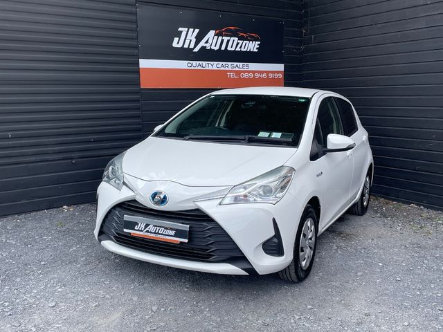Image for 2018 Toyota Vitz 1.5 HYBRID AUTO