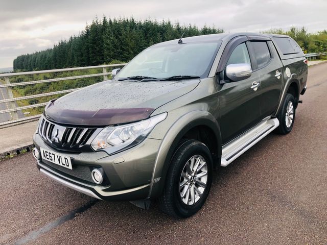Image for 2017 Mitsubishi L200 DI-D 4WD BARBARIAN DCB
