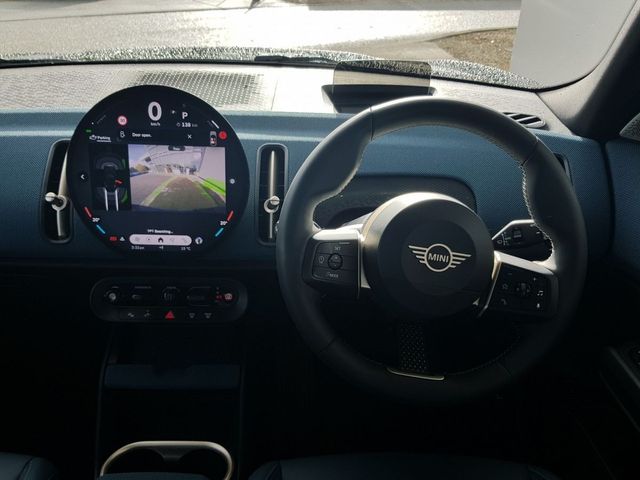 Image for 2024 Mini Countryman Exclusive LEVEL 2