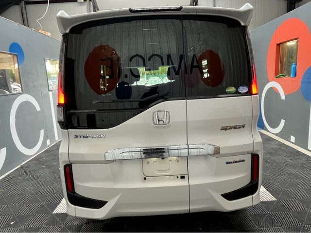Image for 2018 Honda Stepwagon €23950 2018 HONDA STEPWAGON SPADA G HYBRID SENSING 2.0 AUTOMATIC / CRUISE CONTROL / REVERSE CAMERA / AUTOMATIC DOORS / 7 SEATS AND MORE