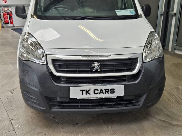 Image for 2018 Peugeot Partner 