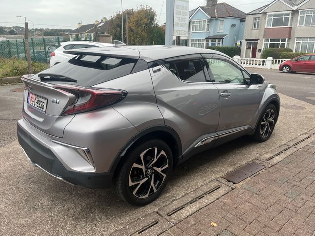 Image for 2017 Toyota C-HR Daa-zyx10