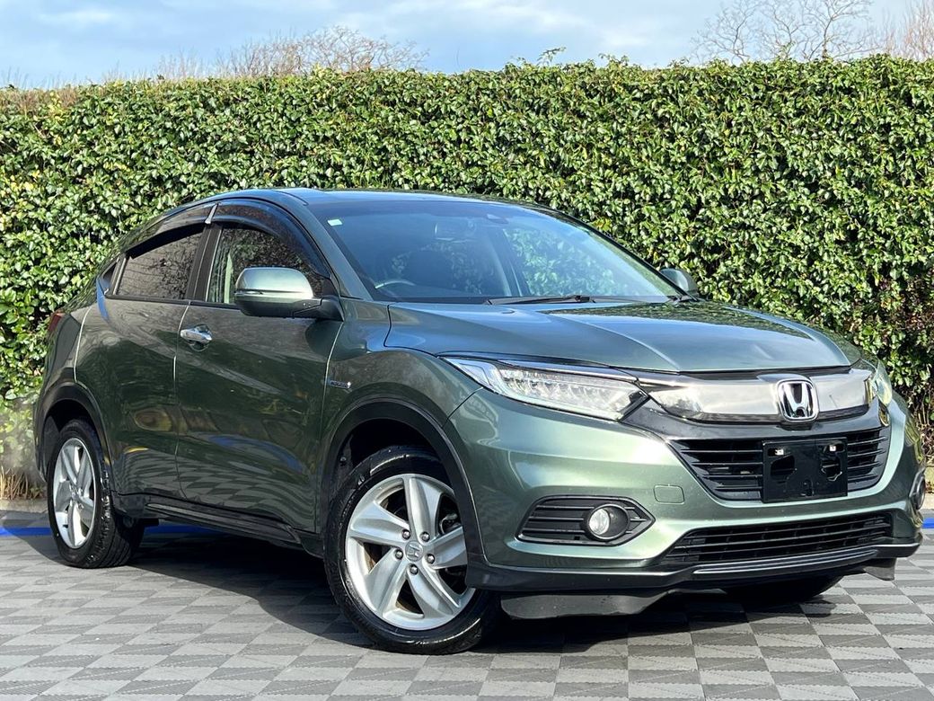 Image for 2020 Honda Vezel 1.5 HYBRID // VERY LOW MILEAGE // HALF LEATHER HEATED SEATS // 17" ALLOYS // REVERSE CAMERA
