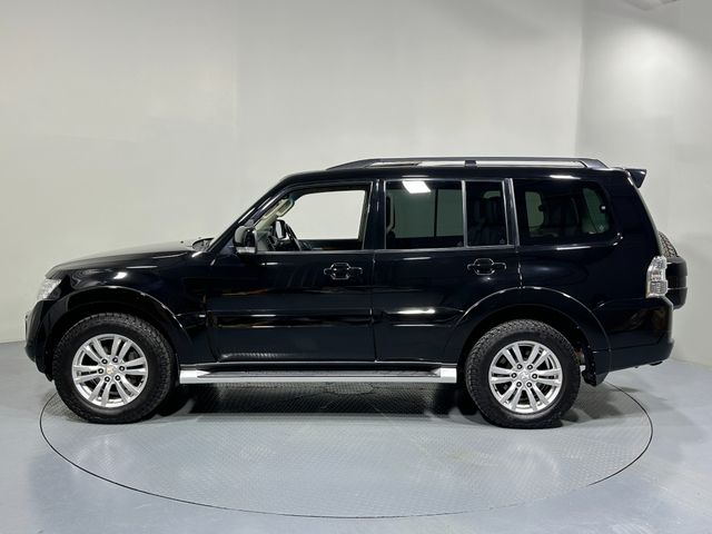 Image for 2014 Mitsubishi Shogun High Spec 7 Seater 3.2 LWB Auto