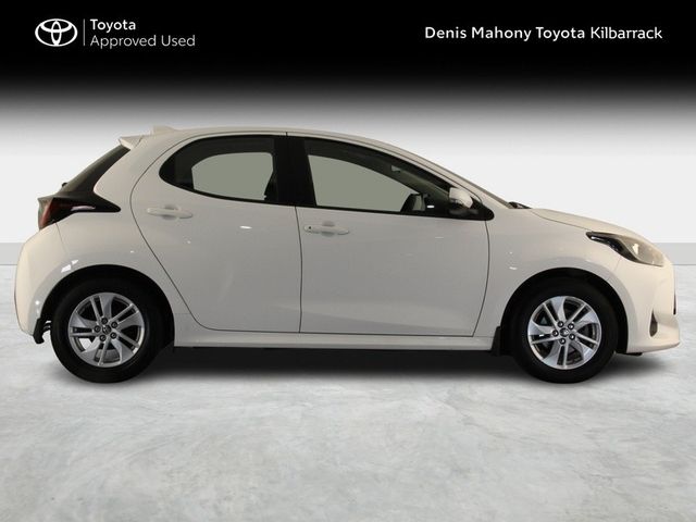 Image for 2023 Toyota Yaris 1.0 LUNA
