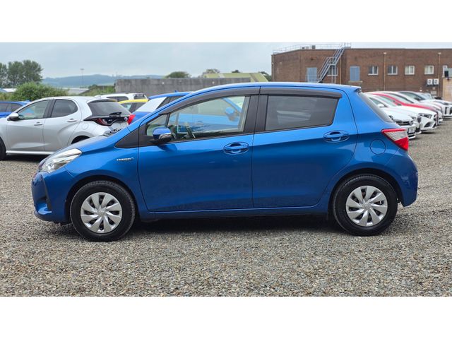 Image for 2017 Toyota Vitz Yaris