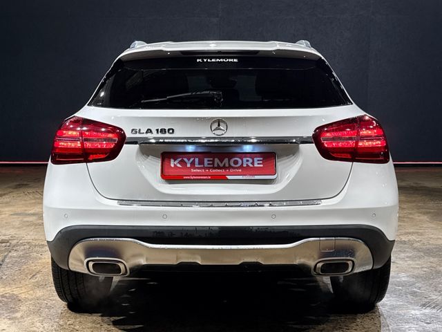 Image for 2018 Mercedes-Benz GLA Class GLA 180 - 1.6L AUTOMATIC - FULL BLACK LEATHER HEATED SEATS - CRUISE CONTROL - REVERSE CAMERA