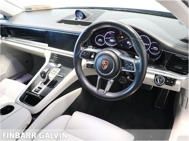 Image for 2017 Porsche Panamera Panamera 4 E-Hybrid Executive