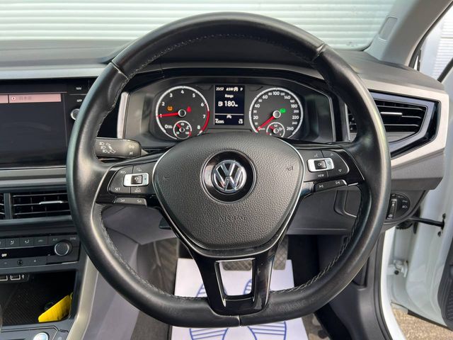 Image for 2019 Volkswagen Polo COMFORTLINE 1.0 TSI AUTO // DIAMOND CUT ALLOYS //360 SURROUND PARKING SENSORS // ADAPTIVE CRUISE CONTROL 