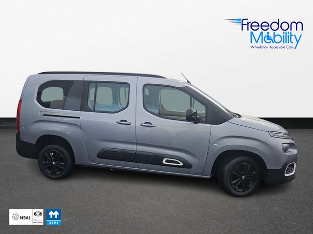Image for 2023 Citroen Berlingo Multispace Wheelchair Access Taxi Spec