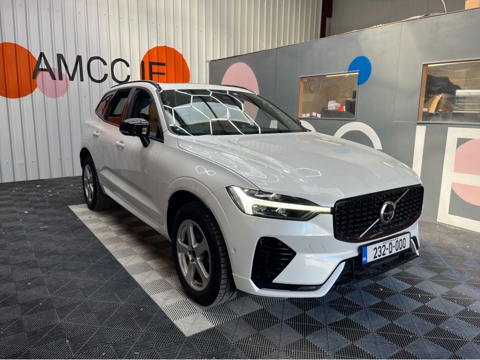 Image for 2023 Volvo XC60 2023 VOLVO XC60 RECHARGE T6 2.0 AUTOMATIC / CRUISE CONTROL / 360° CAMERA / ELECTRIC MEMORY & HEATED SEATS / PANORAMIC SUNROOF / HEATED STEERING WHEEL / APPLE CARPLAY AND MORE